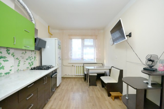 1 комн., 40 м², Монолитно-каркасный, 17 квартал