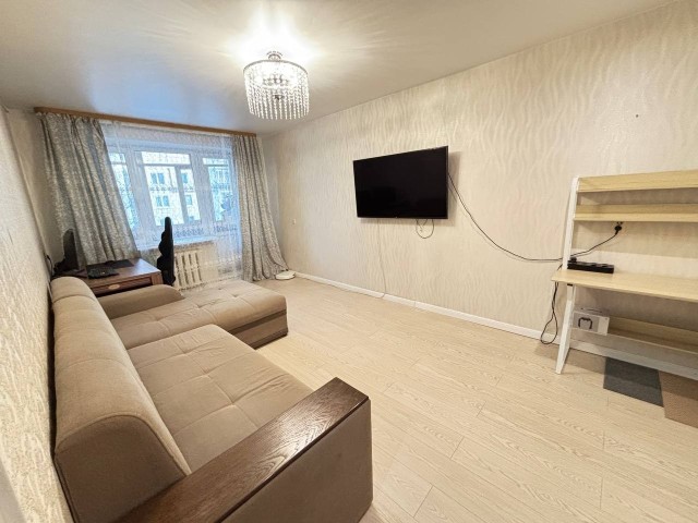 3 комн., 61 м², КПД, Крытый рынок 4