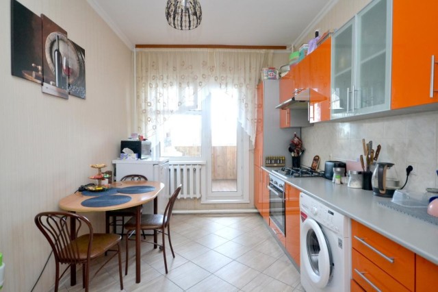 1 комн., 41 м², Блочный, 16 квартал