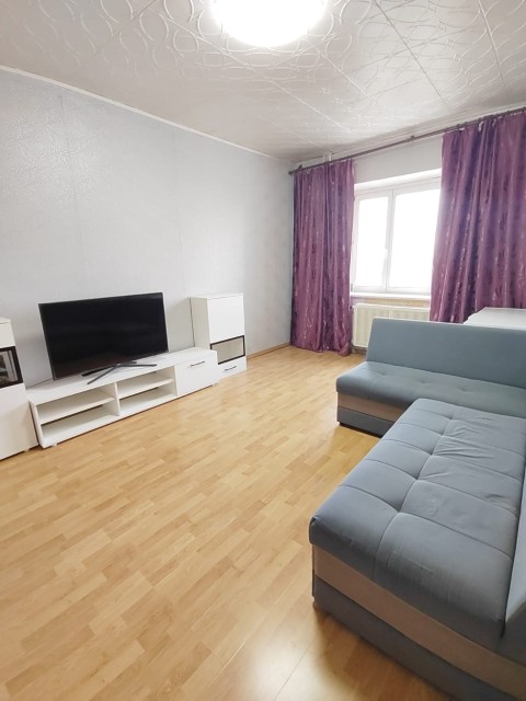 4 комн., 112 серия, Областная больница, рынок "Манньыаттаах" 2