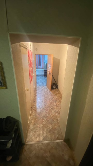 3 комн., 73 м², Блочный, Автовокзал 6