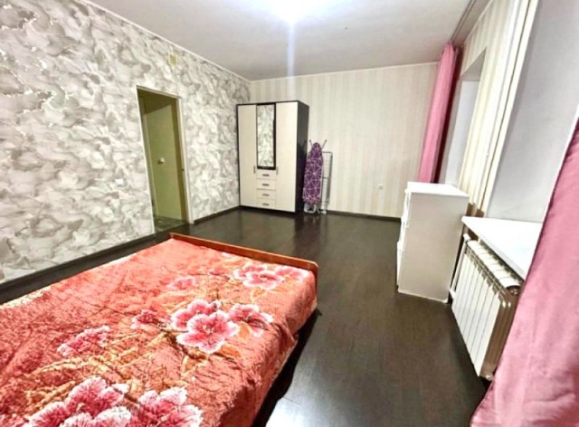 2 комн., 62 м², Блочный, 16 квартал 6