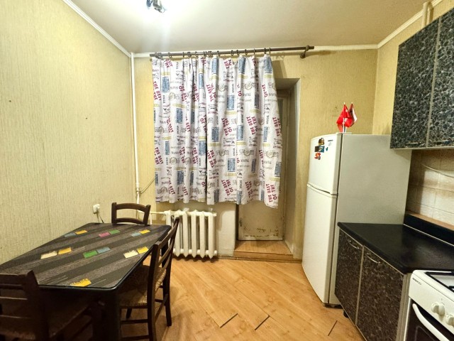 2 комн., 53 м², Инд. планировка, Центр - район пл. Орджоникидзе 2