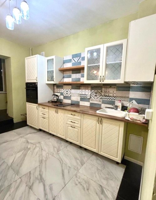 2 комн., 62 м², Блочный, 16 квартал