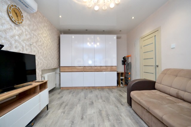 3 комн., 67 м², Инд. планировка, Жатай 2