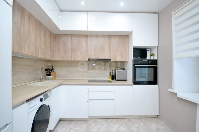 3 комн., 67 м², Инд. планировка, Жатай 3