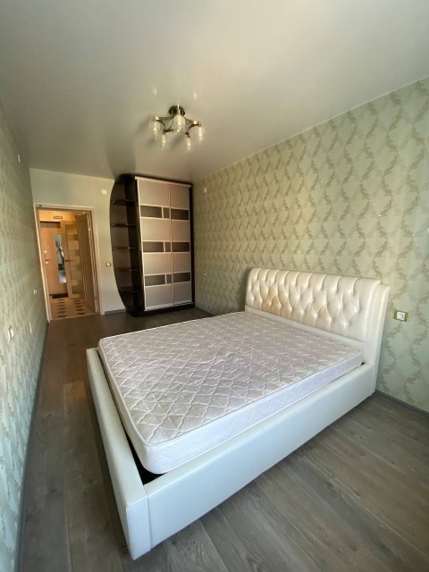 2 комн., 45 м², Монолитно-каркасный, Авиапорт 7