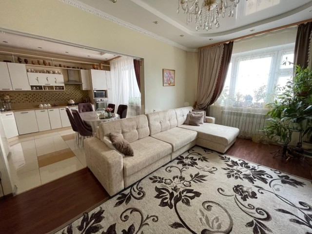 3 комн., 88 м², 112 серия, Сахацирк 3