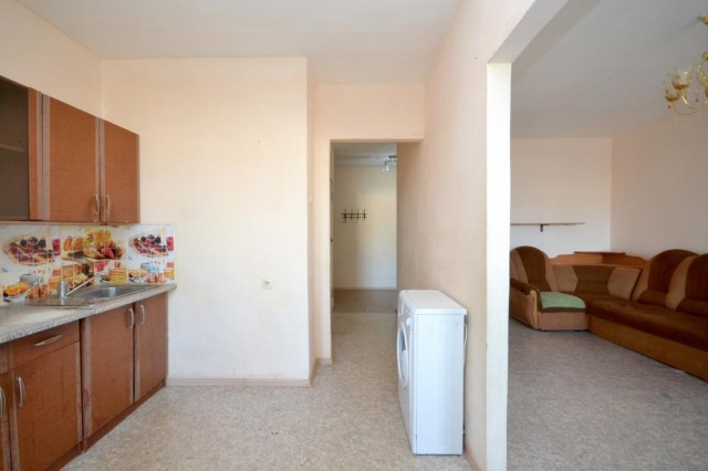 2 комн., 60 м², Блочный, 16 квартал