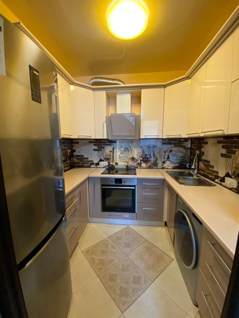 2 комн., 45 м², Монолитно-каркасный, Авиапорт 3