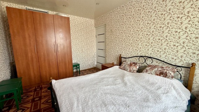 4 комн., 70 м², КПД, 202 мкрн. 5