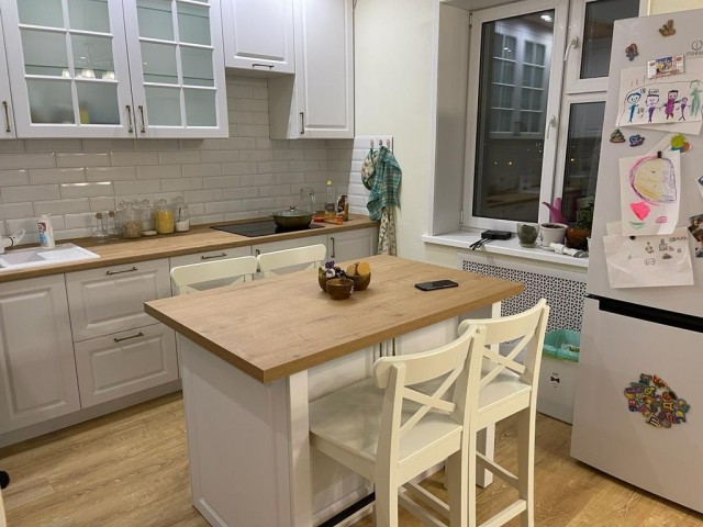 3 комн., 56 м², Монолитно-каркасный, Авиапорт 2