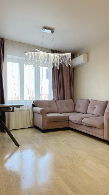 Больше 4 комн., 125 м², Инд. планировка, Областная больница, рынок "Манньыаттаах"