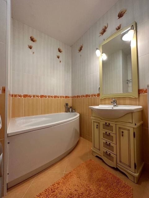 4 комн., 108 м², 112 серия, 202 мкрн. 17