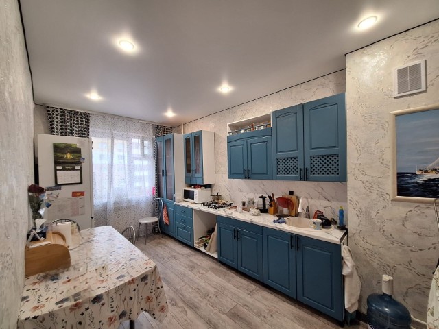 2 комн., 59 м², Блочный, Площадь Победы