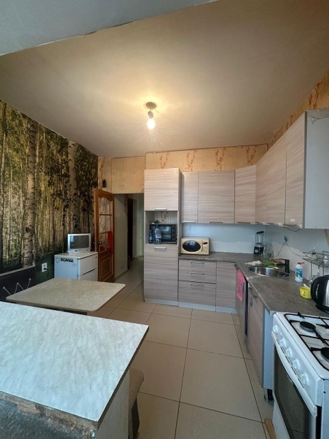 3 комн., 82 м², 112 серия, Авиапорт