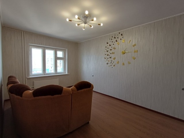 3 комн., 77 м², 112 серия, Сахацирк 3