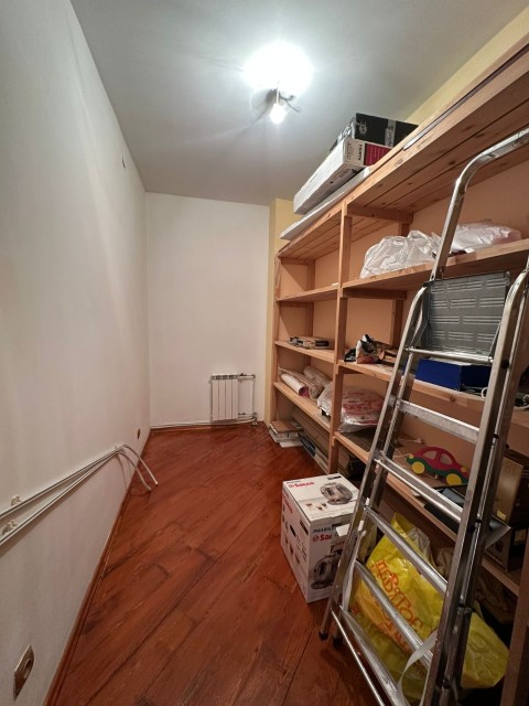 Больше 4 комн., Инд. планировка, Дом быта 14