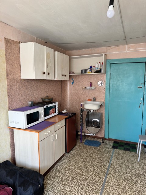 Студия, 13 м², Блочный, Центр - район пл. Орджоникидзе 3