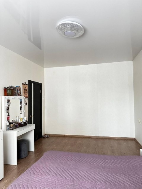 3 комн., 79 м², Блочный, 202 мкрн. 5