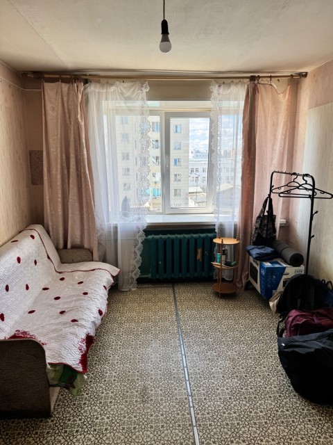 Студия, 13 м², Блочный, Центр - район пл. Орджоникидзе 4