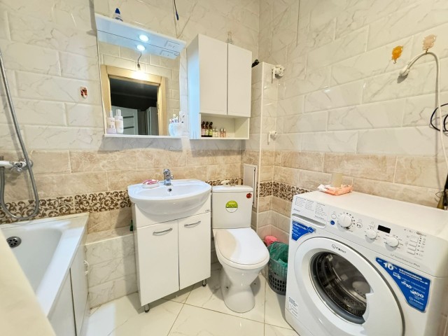 1 комн., 36 м², Монолитно-каркасный, Областная больница, рынок "Манньыаттаах" 7