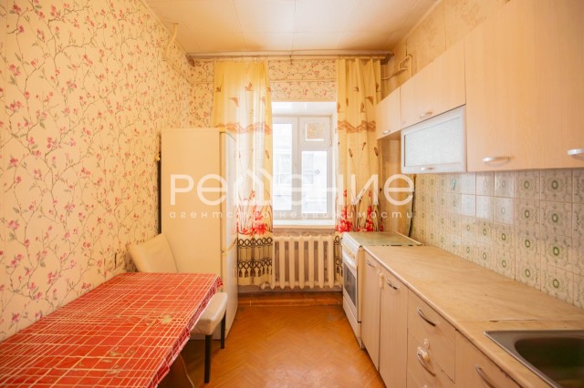 3 комн., 62 м², Блочный, Автодорожная 8