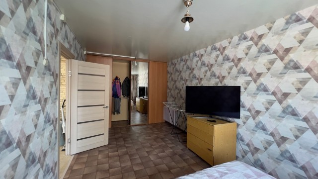 3 комн., 71 м², КПД, Автовокзал 7