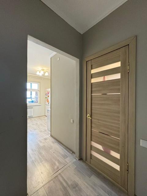 1 комн., 36 м², Монолитно-каркасный, Областная больница, рынок "Манньыаттаах" 3