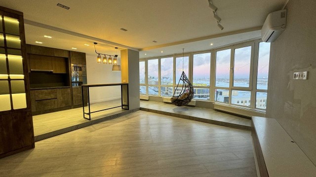 2 комн., 80 м², Блочный, 203 мкрн.