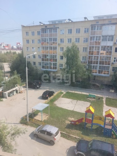 1 комн., 35 м², КПД, Центр - район пл. Орджоникидзе 15