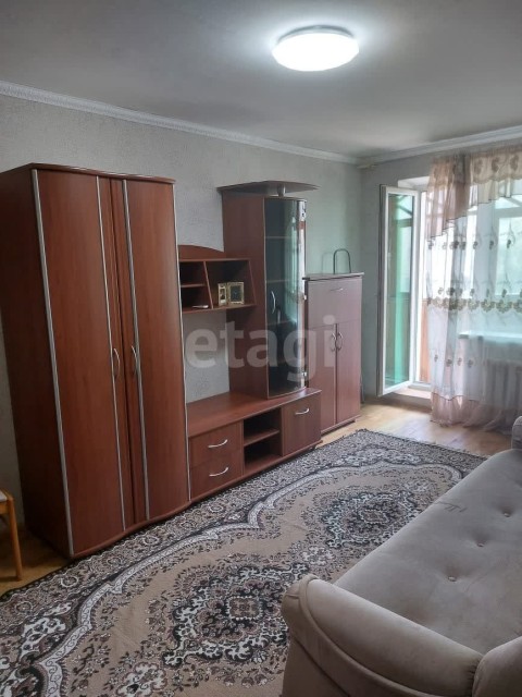 1 комн., 35 м², КПД, Центр - район пл. Орджоникидзе