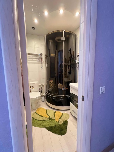 2 комн., 65 м², Монолитно-каркасный, Центр - район пл. Дружбы 6