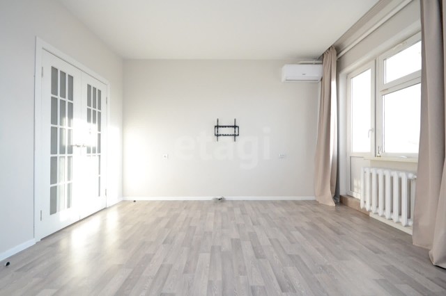 2 комн., 65 м², Монолитно-каркасный, 16 квартал 5