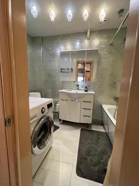 2 комн., 65 м², Монолитно-каркасный, Центр - район пл. Дружбы 5