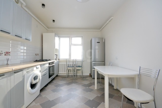 2 комн., 65 м², Монолитно-каркасный, 16 квартал 2