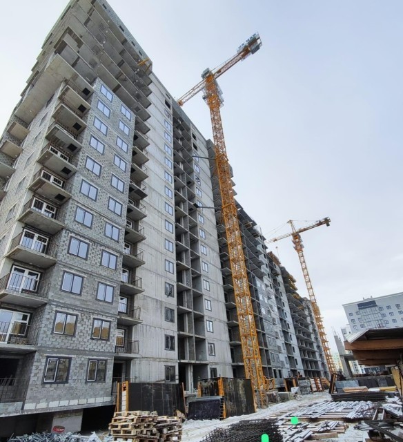 1 комн., 38 м², Монолитно-каркасный, Областная больница, рынок "Манньыаттаах" 3