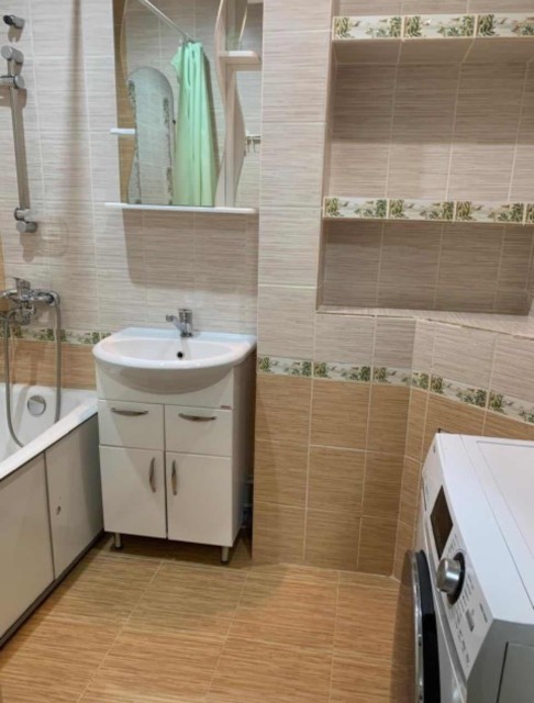 1 комн., 42 м², Монолитно-каркасный, Сайсары 6