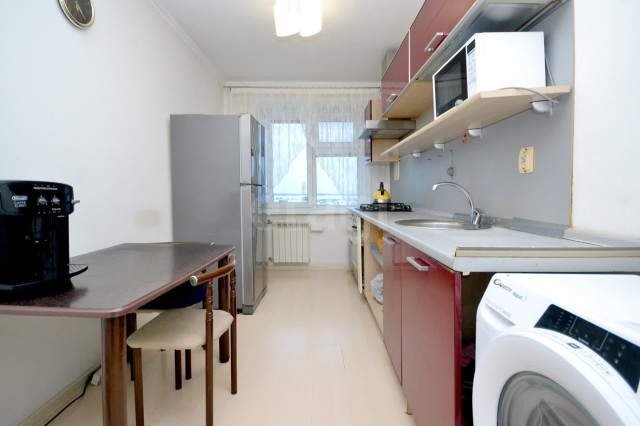 3 комн., 62 м², КПД, Центр - район пл. Дружбы 3