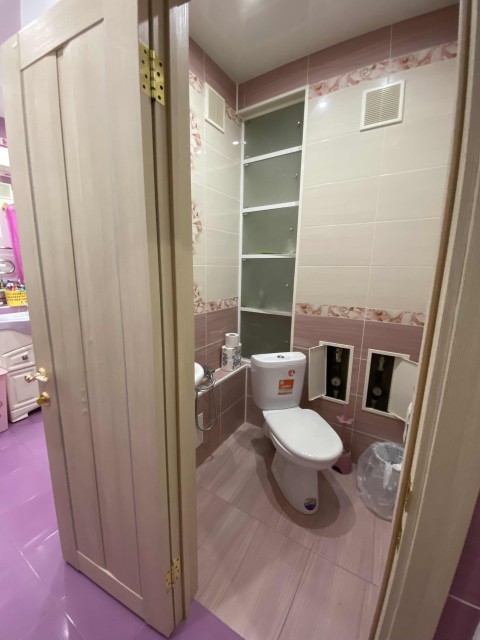 4 комн., 130 м², Монолитно-каркасный, 31 школа 16