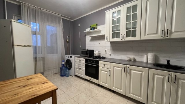 1 комн., Монолитно-каркасный, Областная больница, рынок "Манньыаттаах"