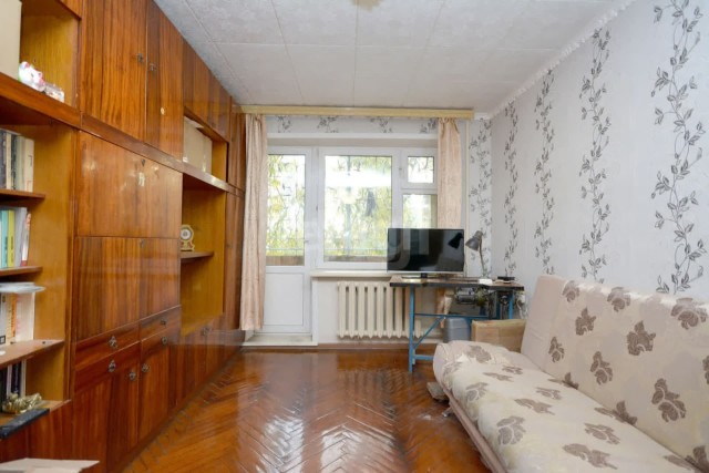 3 комн., 62 м², КПД, Дом быта