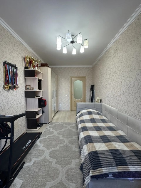 3 комн., 80 м², Инд. планировка, Крытый рынок 4