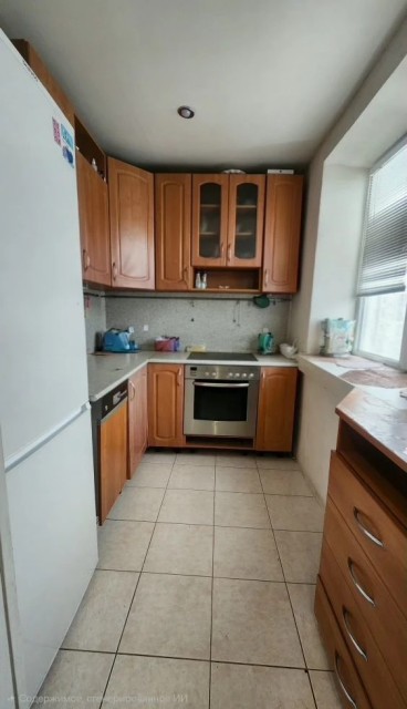 3 комн., 60 м², Блочный, Дом быта