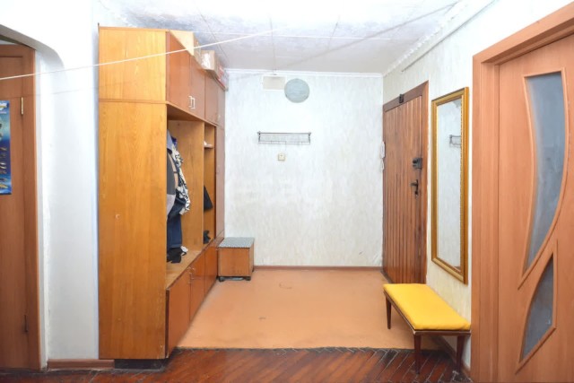 3 комн., 62 м², КПД, Дом быта 9