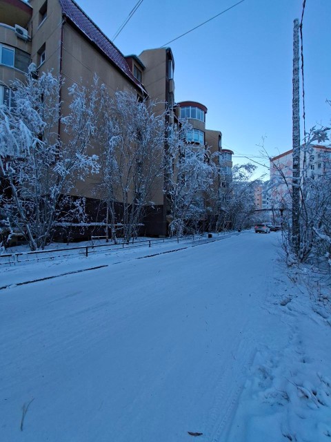 3 комн., 93 м², Монолитно-каркасный, Сахацирк 2