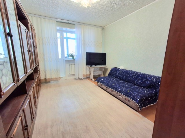 2 комн., 55 м², Блочный, Жатай 6