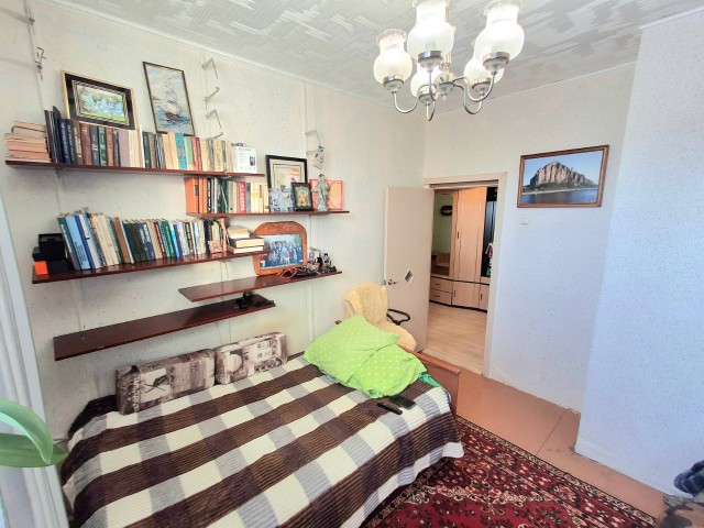 2 комн., 55 м², Блочный, Жатай 3