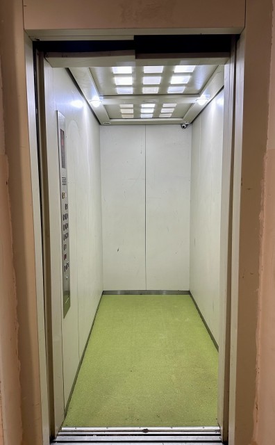 2 комн., 60 м², Монолитно-каркасный, Автовокзал 18