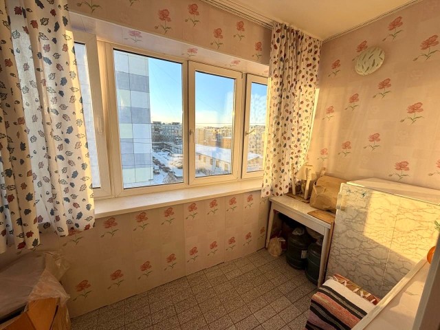 3 комн., 82 м², Блочный, Вавилон 3